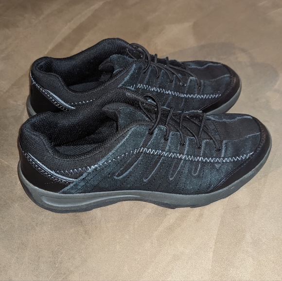 Lands End Women's Slip On Sneakers - Picture 6 of 9